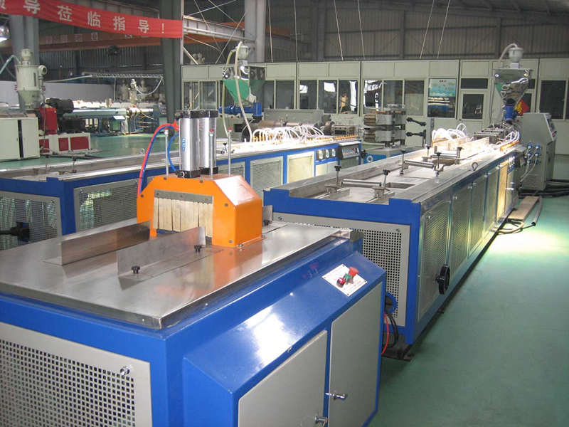 Giới thiệu thiết bị sản xuất nhựa gỗ