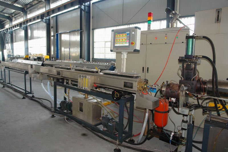 Các biện pháp phòng ngừa cho việc duy trì dây chuyền sản xuất ống tưới nhỏ giọt là gì?