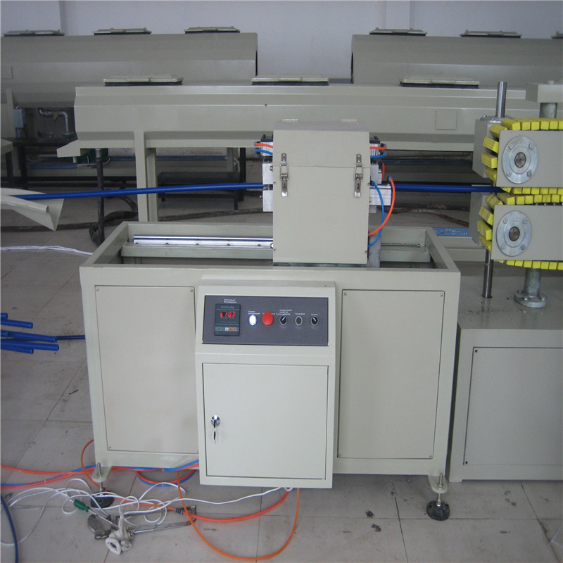 Máy đùn ống PE của Thanh Đảo
