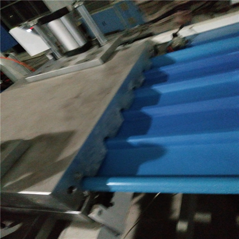 Dây chuyền sản xuất tấm panel PVC mái ngói sandwich 